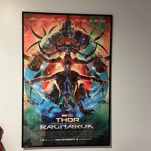 Thor Ragnarok Poster, 24 x 36 in